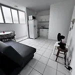Apartamento Com Piscina